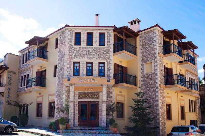 Hotel Kynaitha Kalavryta Buitenkant foto